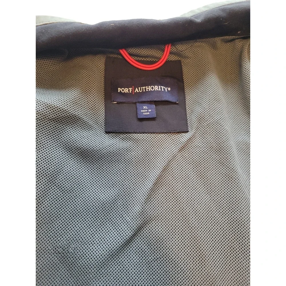 Caterpillar Port Authority CAT  Black Jacket  ‎ XL